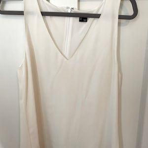 Theory 100% Silk Top!